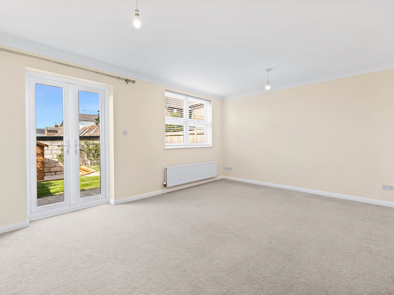 3 bed House - Semi For Rent in Reigate, Surrey - 2