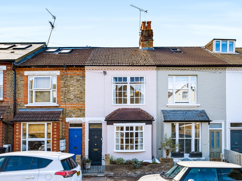 2 bed House - Terrace For Sale in Richmond, London