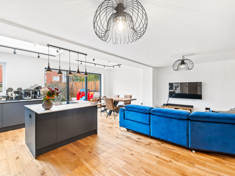 3 bed House - Terrace For Sale in Crawley, West Sussex