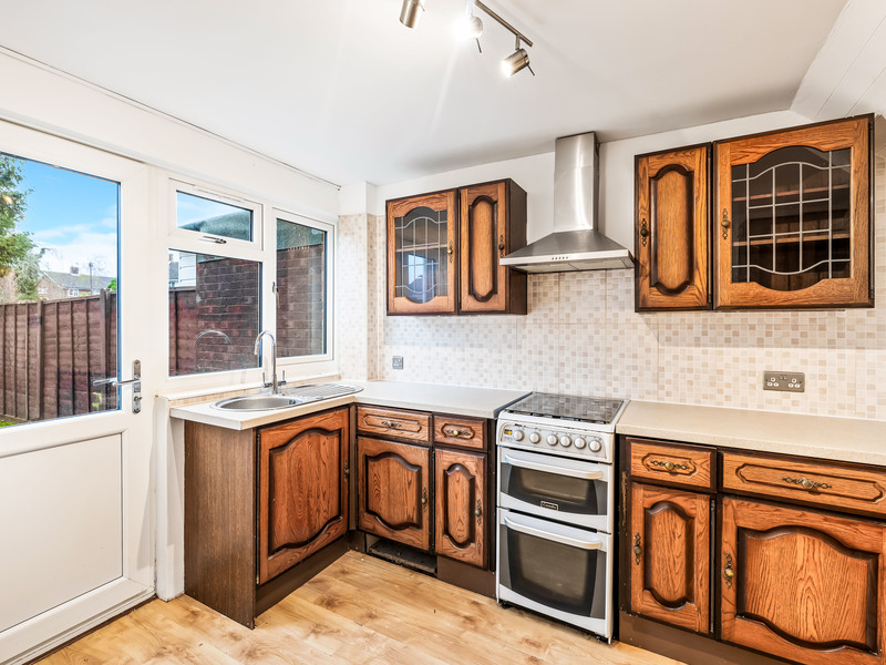 3 Bed House Terrace For Sale in Crawley