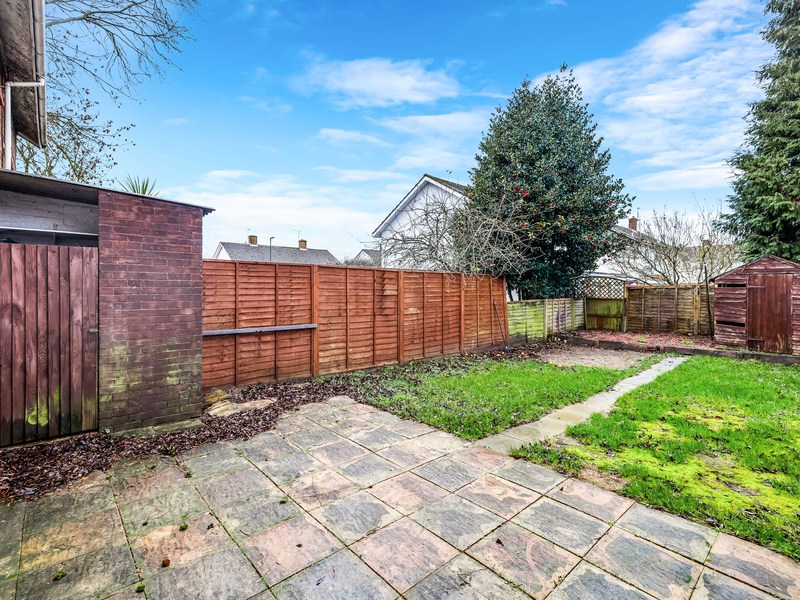 3 Bed House Terrace For Sale in Crawley