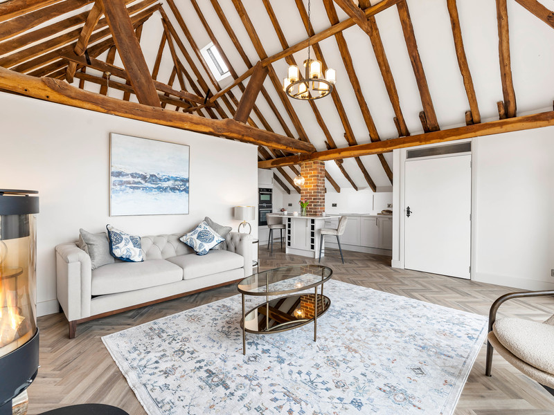 1 bed Character Property For Sale in Horsham, Surrey