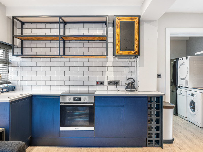 1 bed Apartment For Rent in Reigate, Surrey