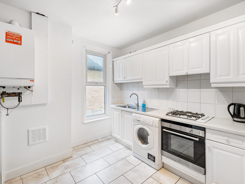 2 bed Apartment For Rent in Crystal Palace, London - 3