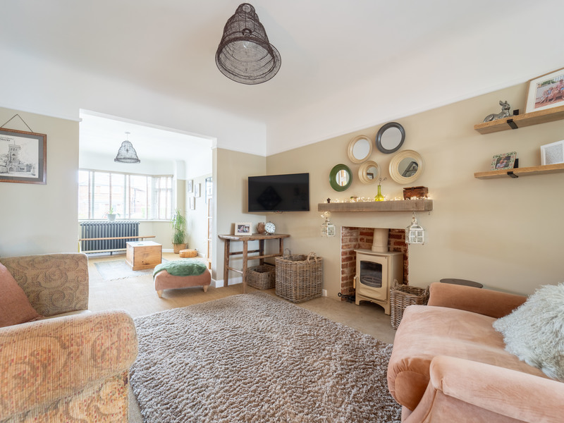 3 bed House - Detached For Sale in Bournemouth, Dorset - 2
