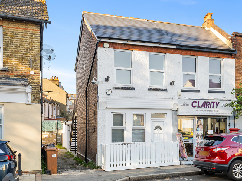 1 bed Maisonette For Rent in Sutton, Surrey - 2