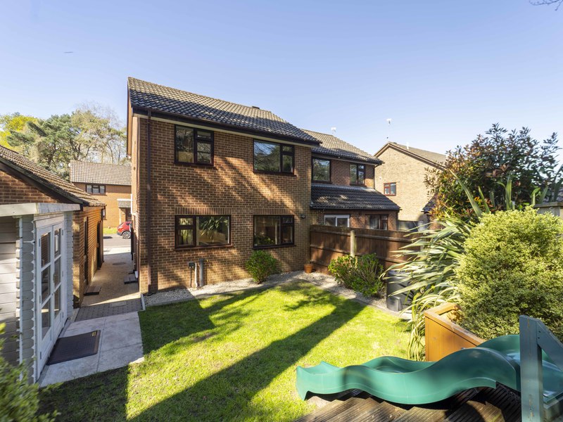 3 bed House - Semi For Sale in Poole, Dorset - 2
