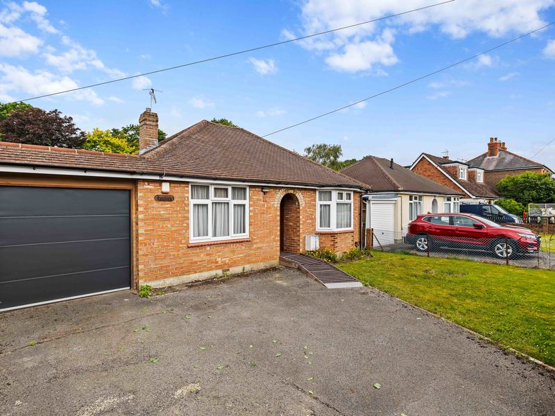 2 bed Bungalow - Detached For Sale in Horley, Surrey
