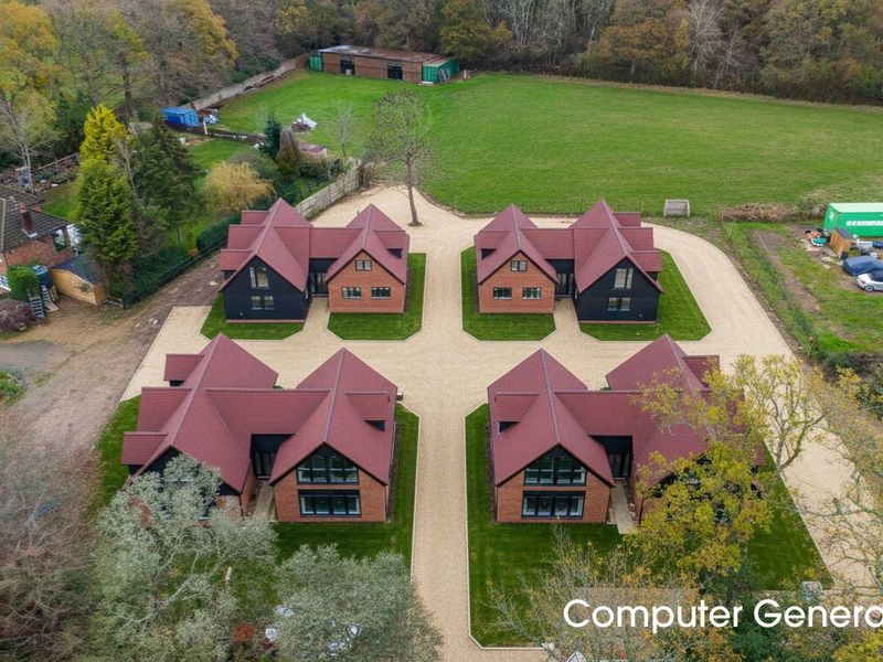 5 bed House - Detached For Sale in Newdigate, Surrey