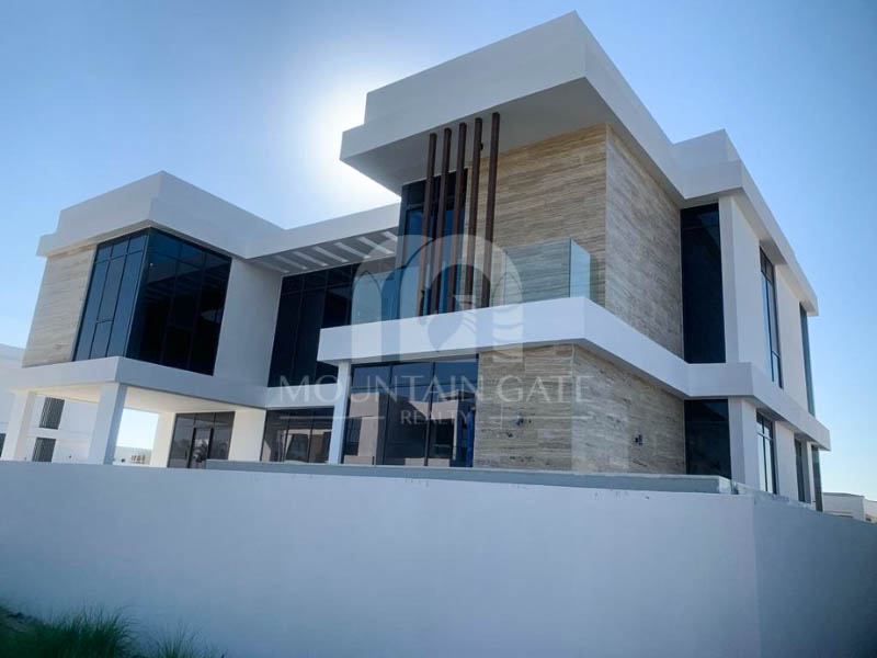 Ready to Move In | Single Row | Private Pool 5BR Mountain Gate