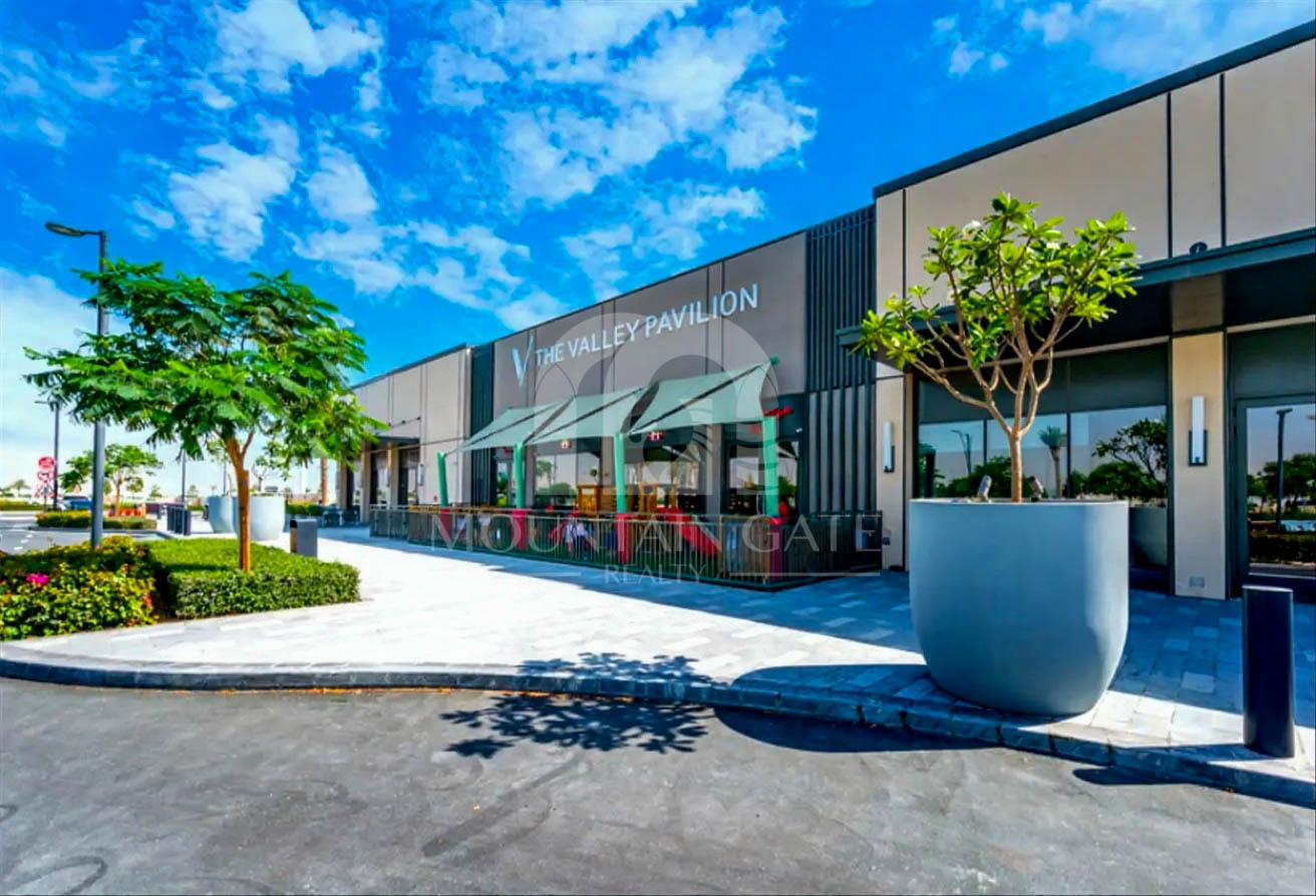 12 Cheques | Panoramic View | Beach and Water Park 3BR The Valley Mountain Gate