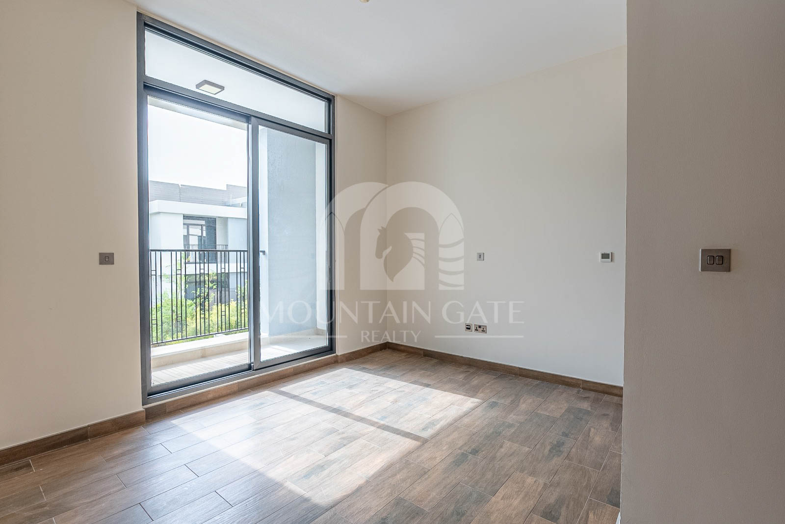 Unique Layout | Investor Deal | Stylish Elegance 4BR Motor City Mountain Gate