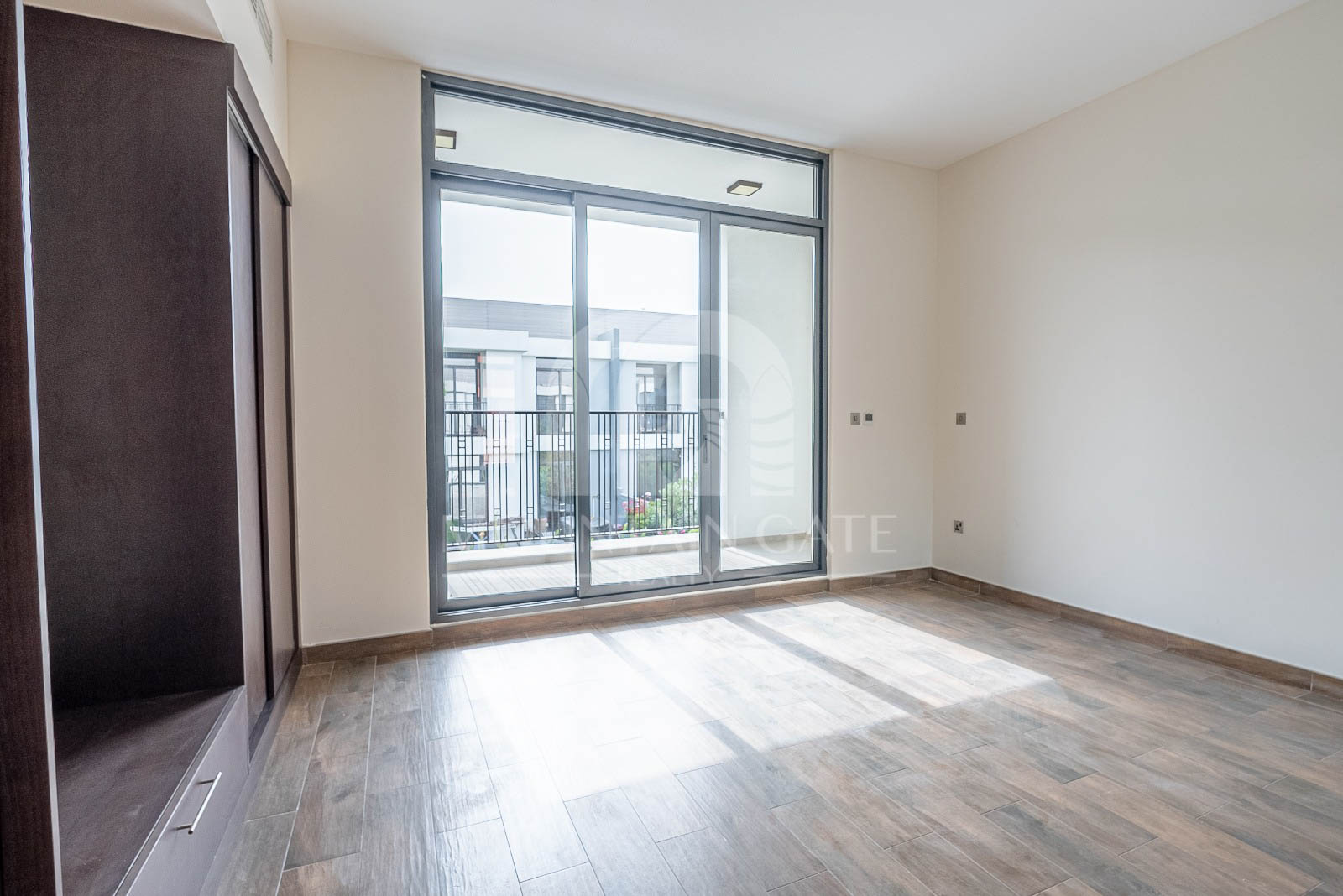 Unique Layout | Investor Deal | Stylish Elegance 4BR Motor City Mountain Gate