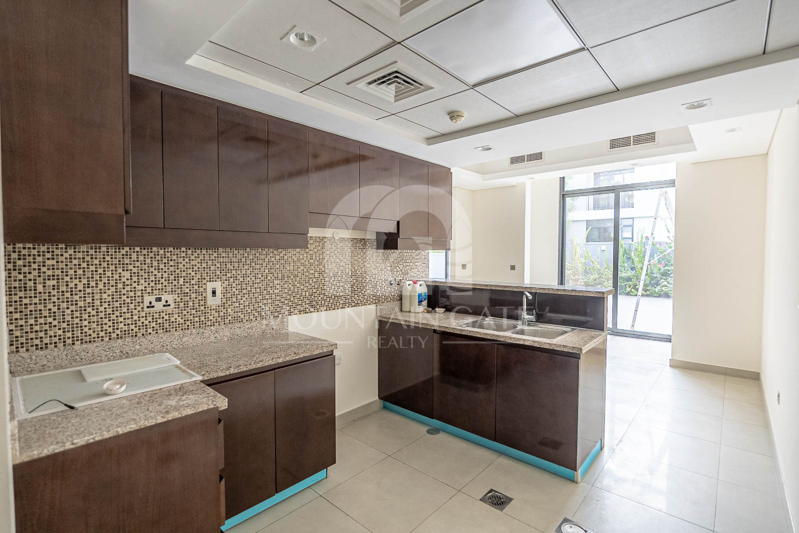 Unique Layout | Investor Deal | Stylish Elegance 4BR Motor City Mountain Gate
