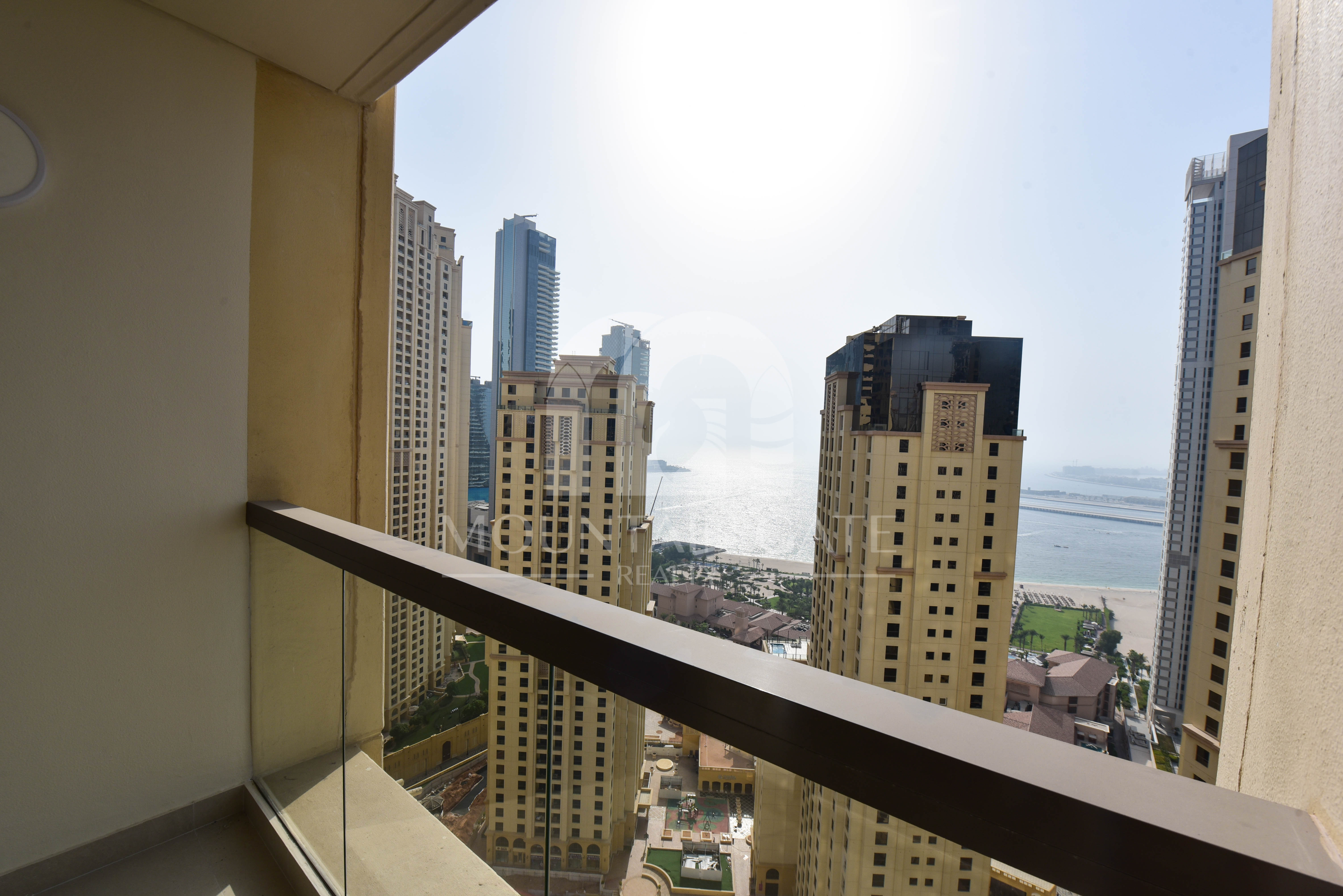 Fully Upgraded High standard Full Pool View 3BR Jumeirah Beach Residence Mountain Gate