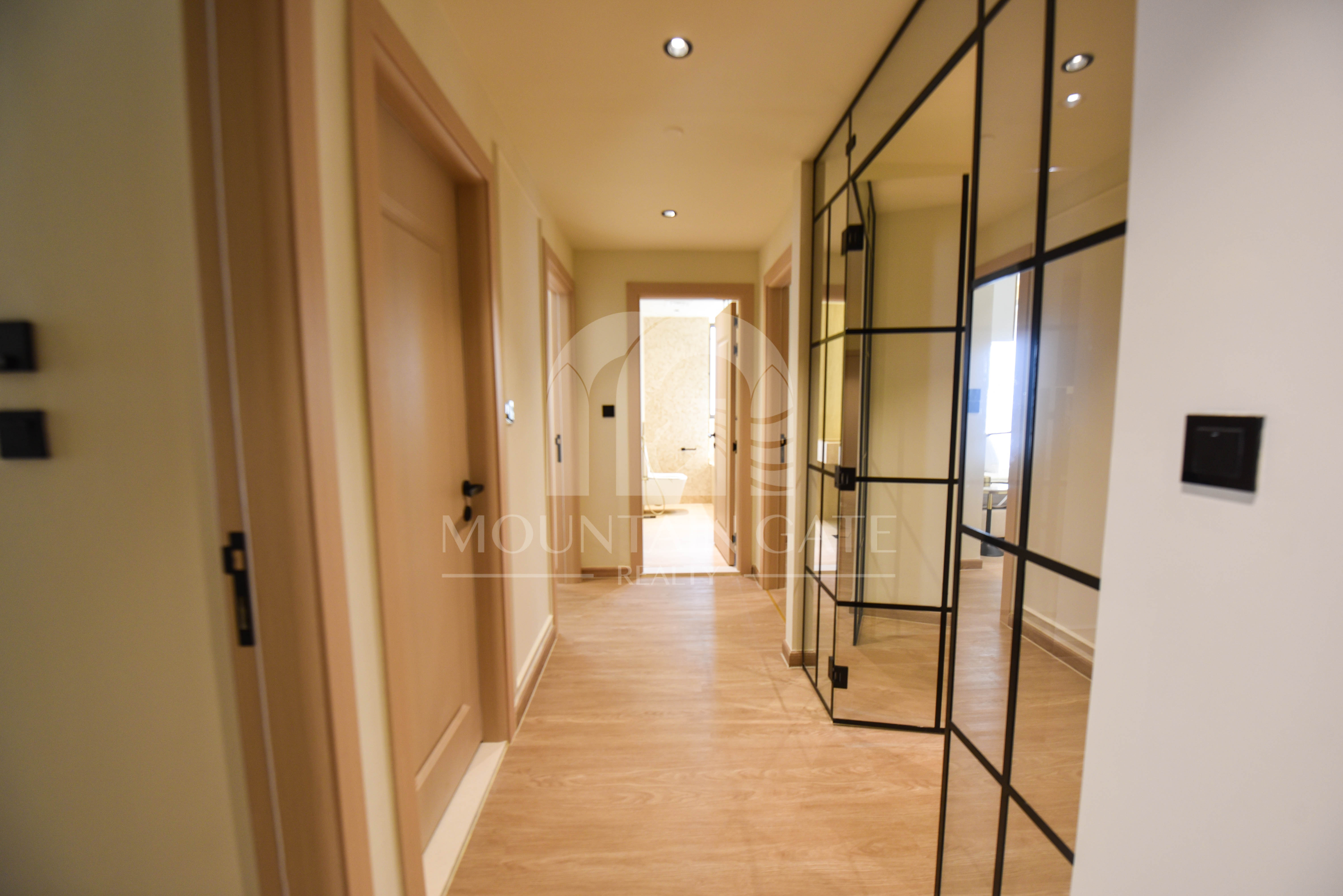Fully Upgraded High standard Full Pool View 3BR Jumeirah Beach Residence Mountain Gate