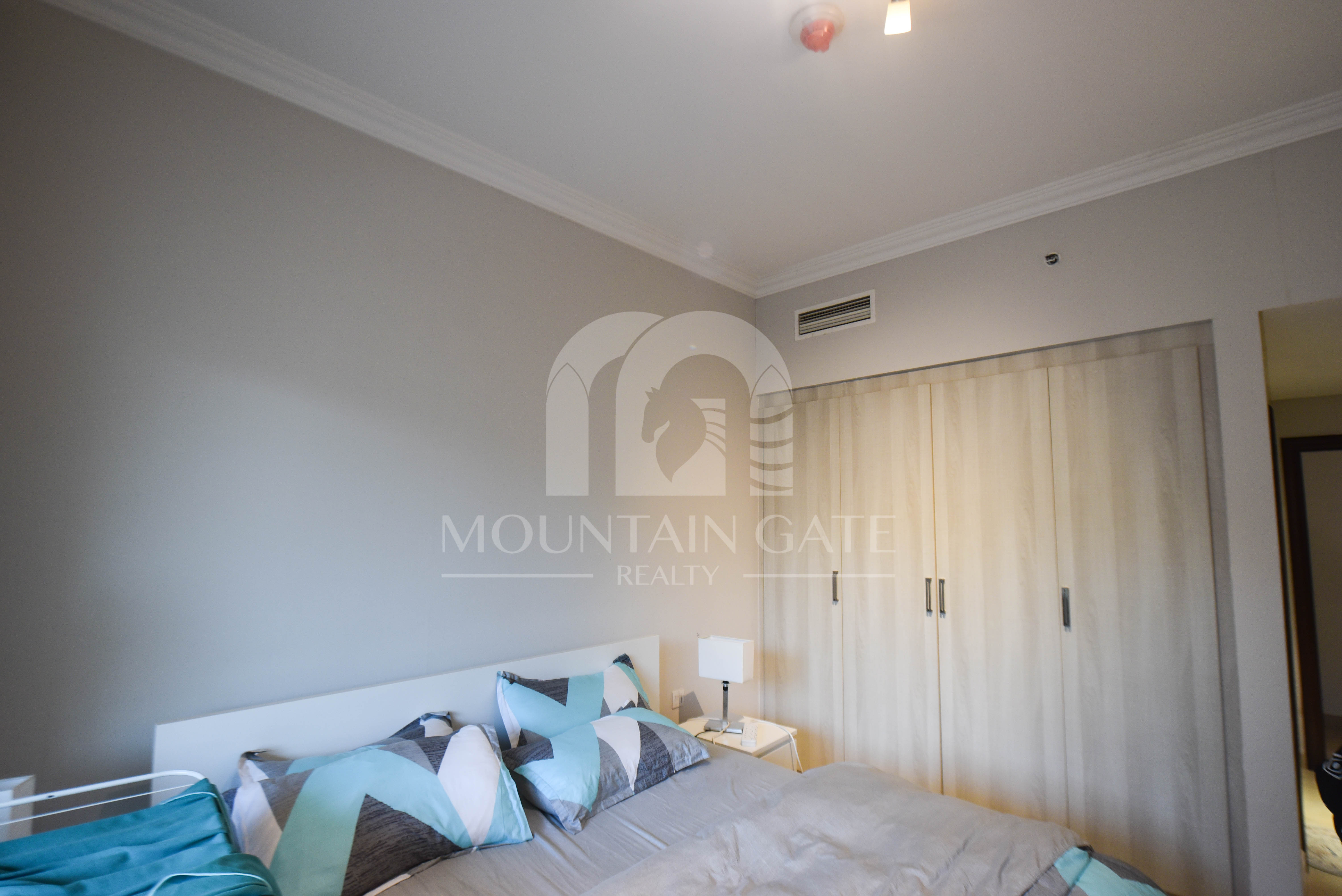 Huge Layout, Modern Kitchen & Pool View – VOT 2BR Jumeirah Village Circle Mountain Gate