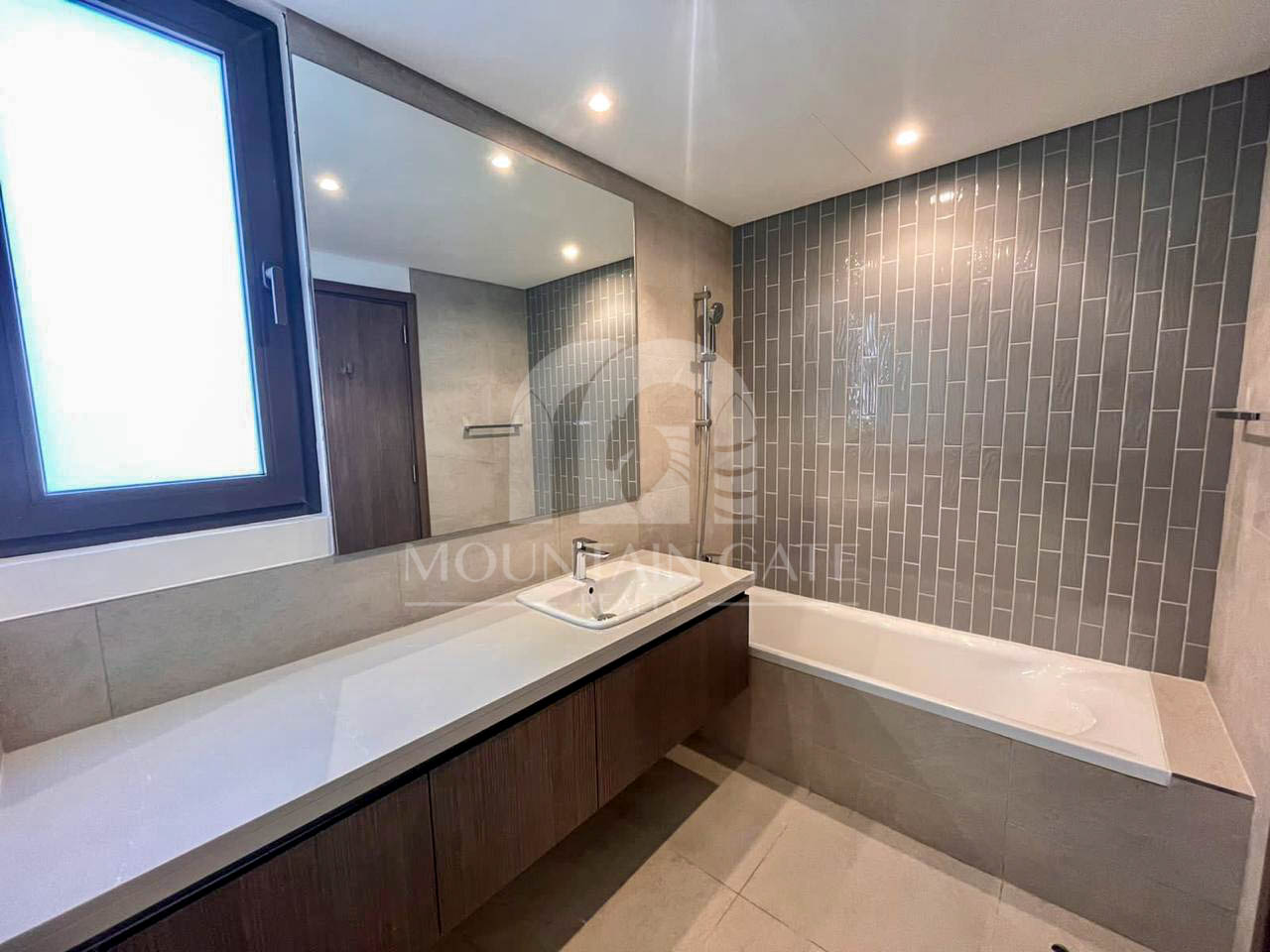 Single Row | Multiple Cheques | Corner Unit 4BR Tilal Al Ghaf Mountain Gate