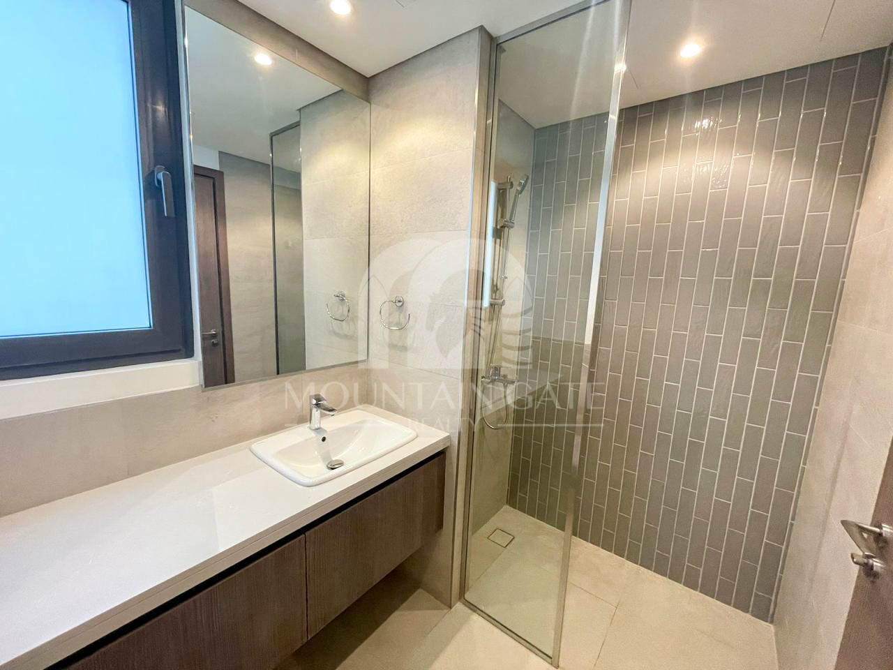 Single Row | Multiple Cheques | Corner Unit 4BR Tilal Al Ghaf Mountain Gate