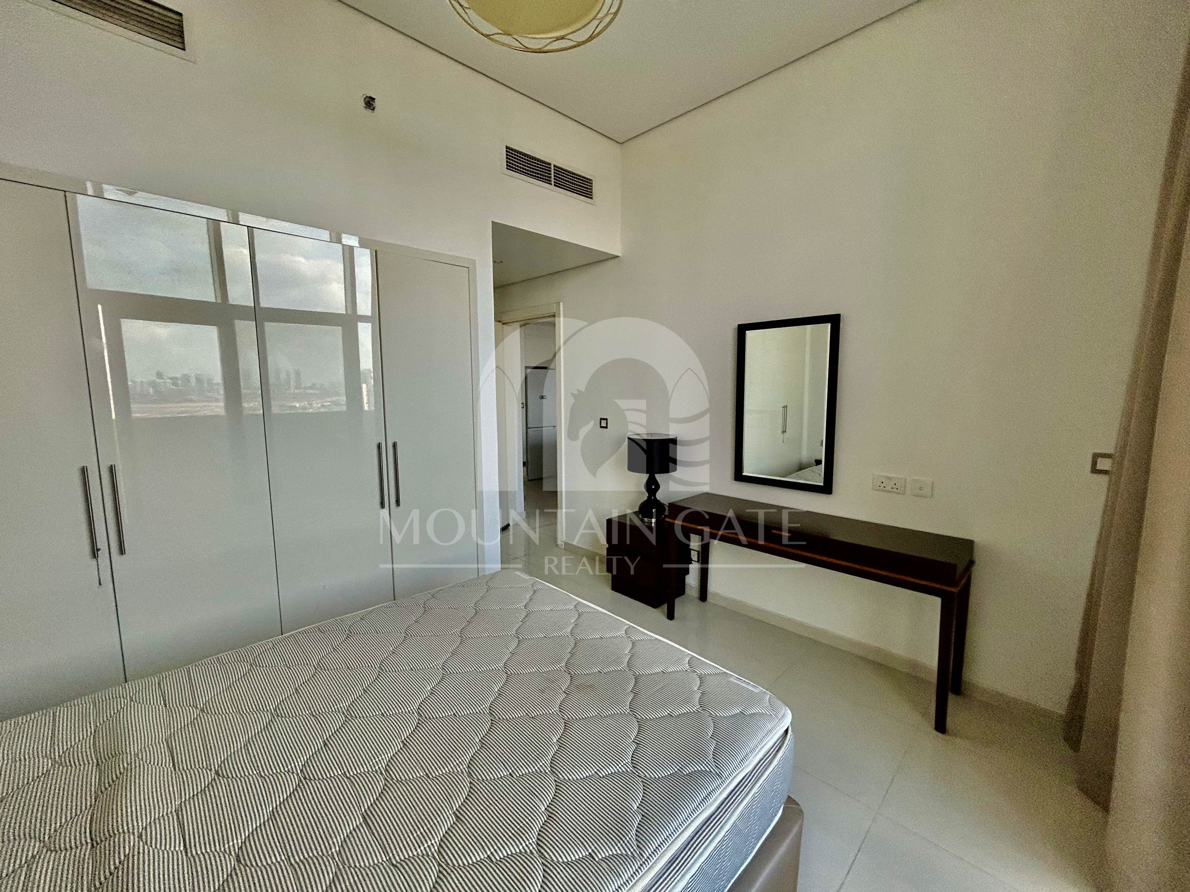 Elegant Fully Furnished | Vacant | Prime Location 1BR Jumeirah Village Circle Mountain Gate