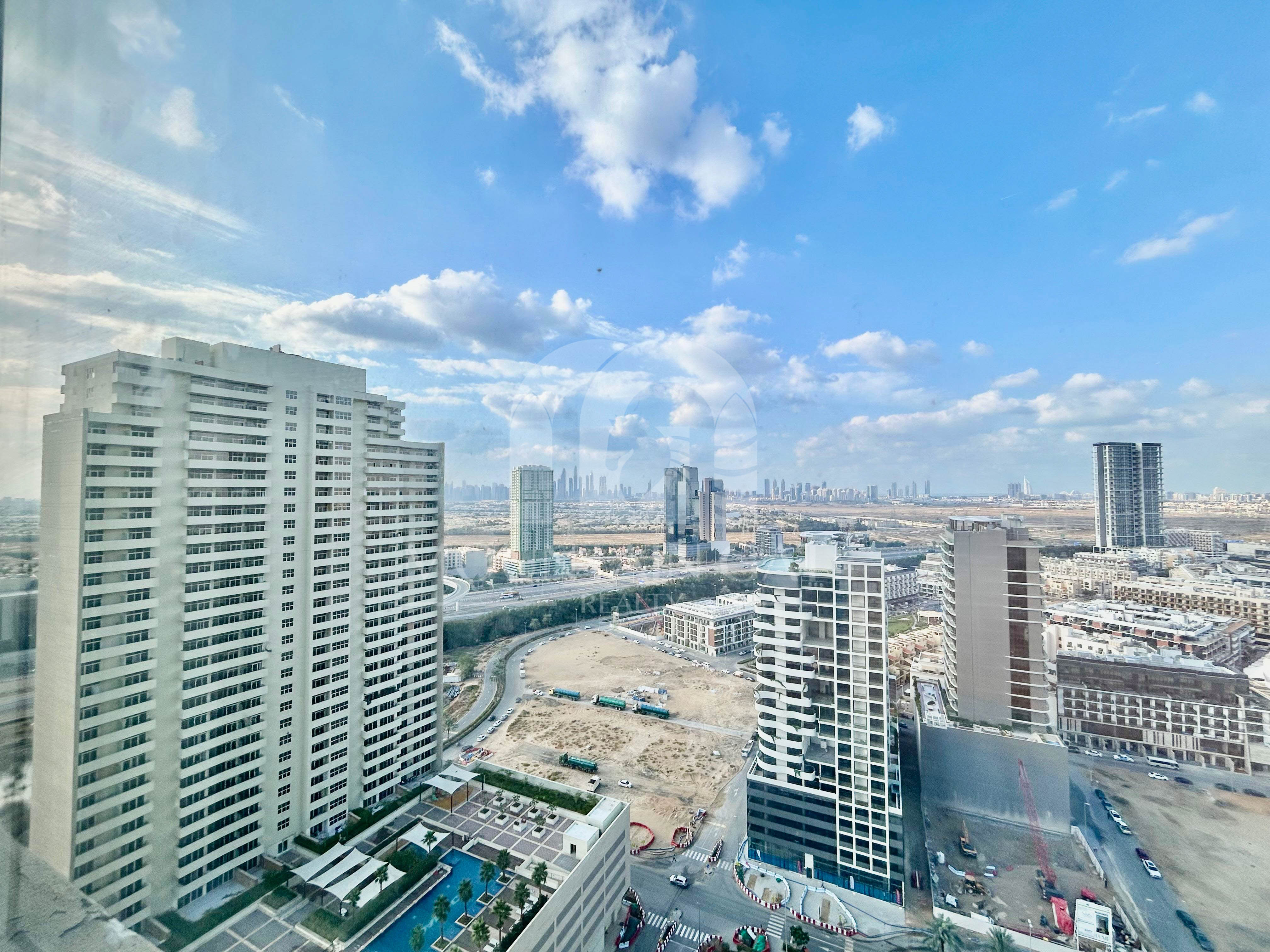 Elegant Fully Furnished | Vacant | Prime Location 1BR Jumeirah Village Circle Mountain Gate