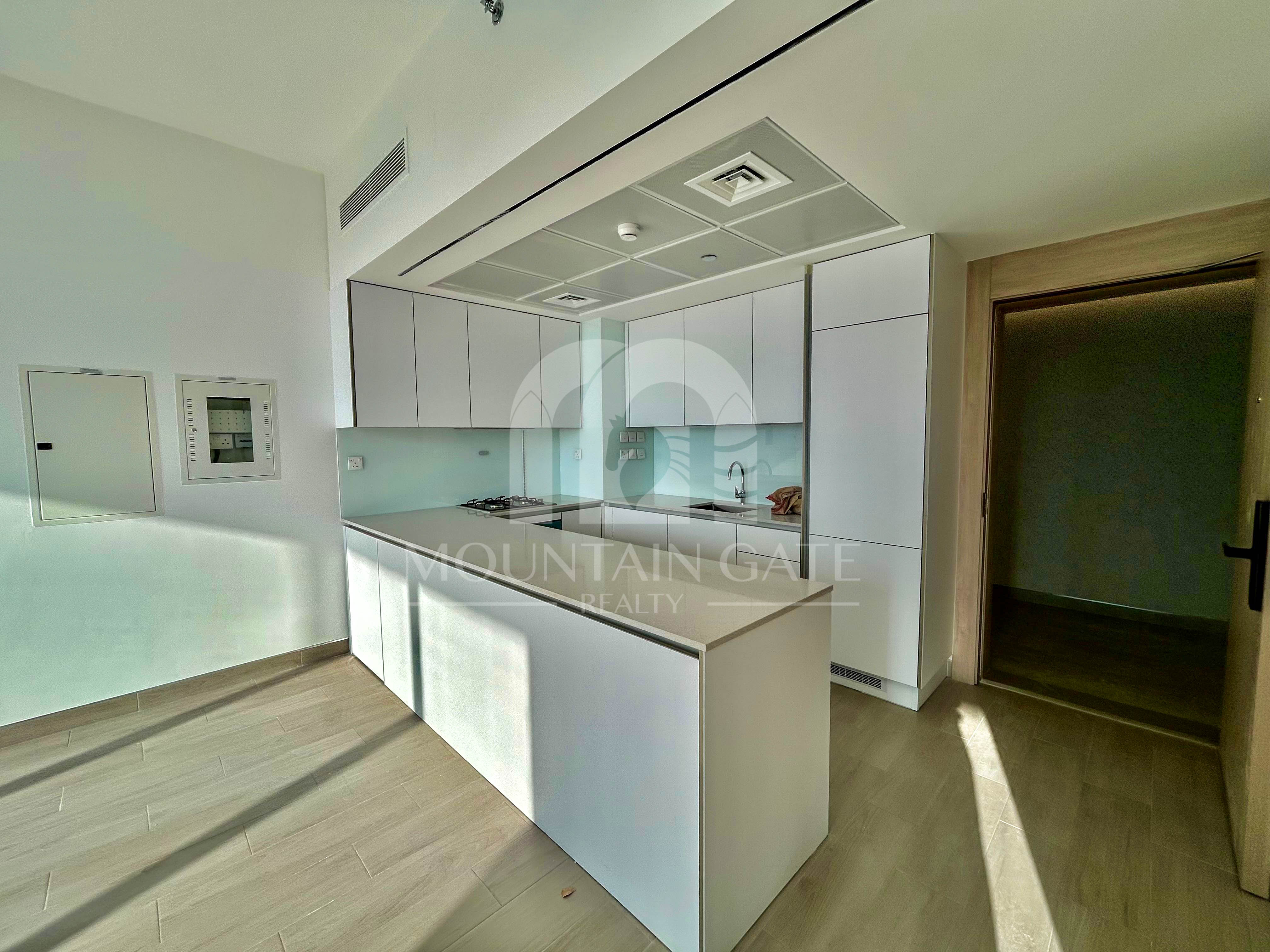 Vacant High-Floor Home | Prime Location 1BR Jumeirah Village Circle Mountain Gate