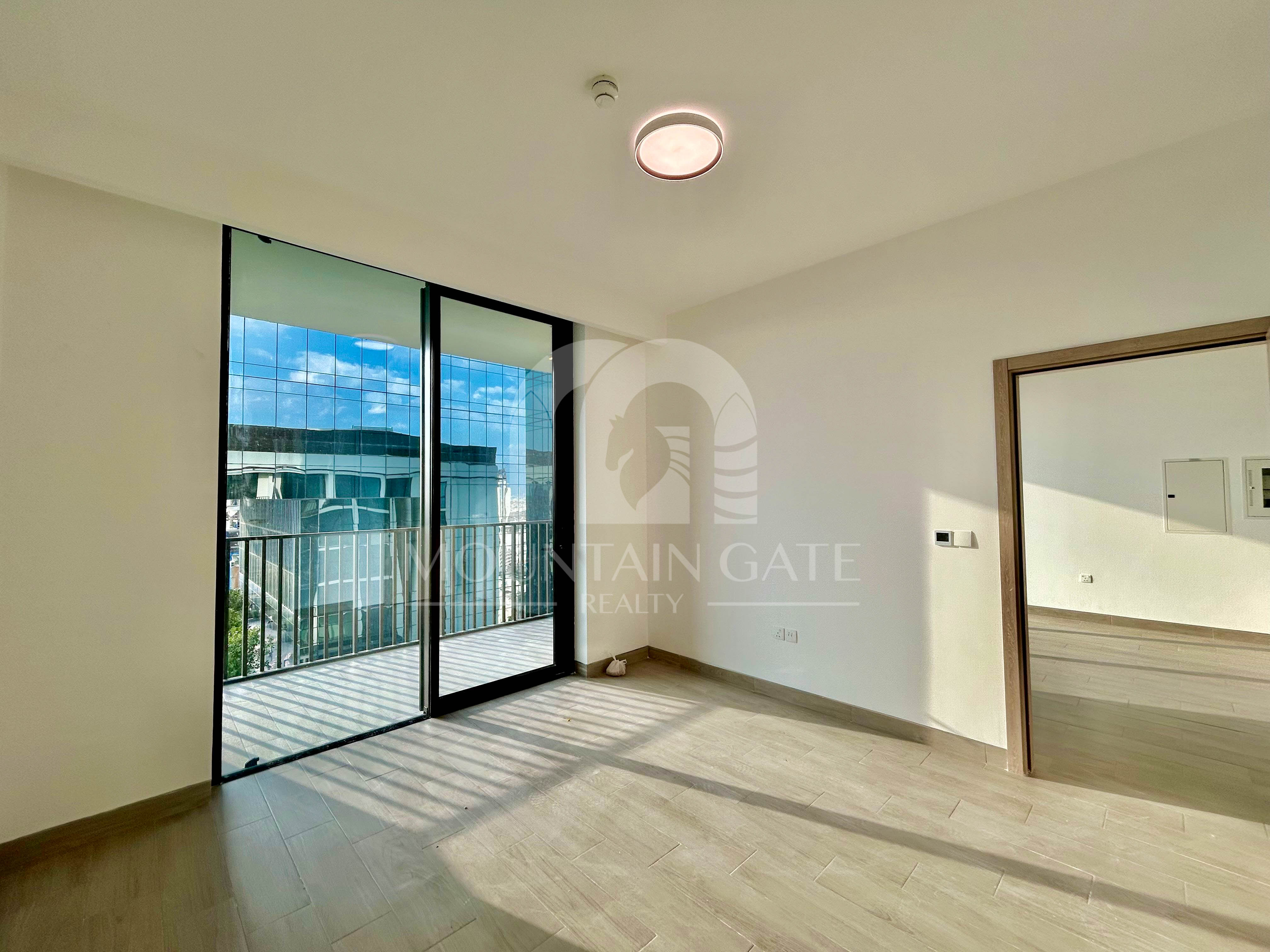 Vacant High-Floor Home | Prime Location 1BR Jumeirah Village Circle Mountain Gate