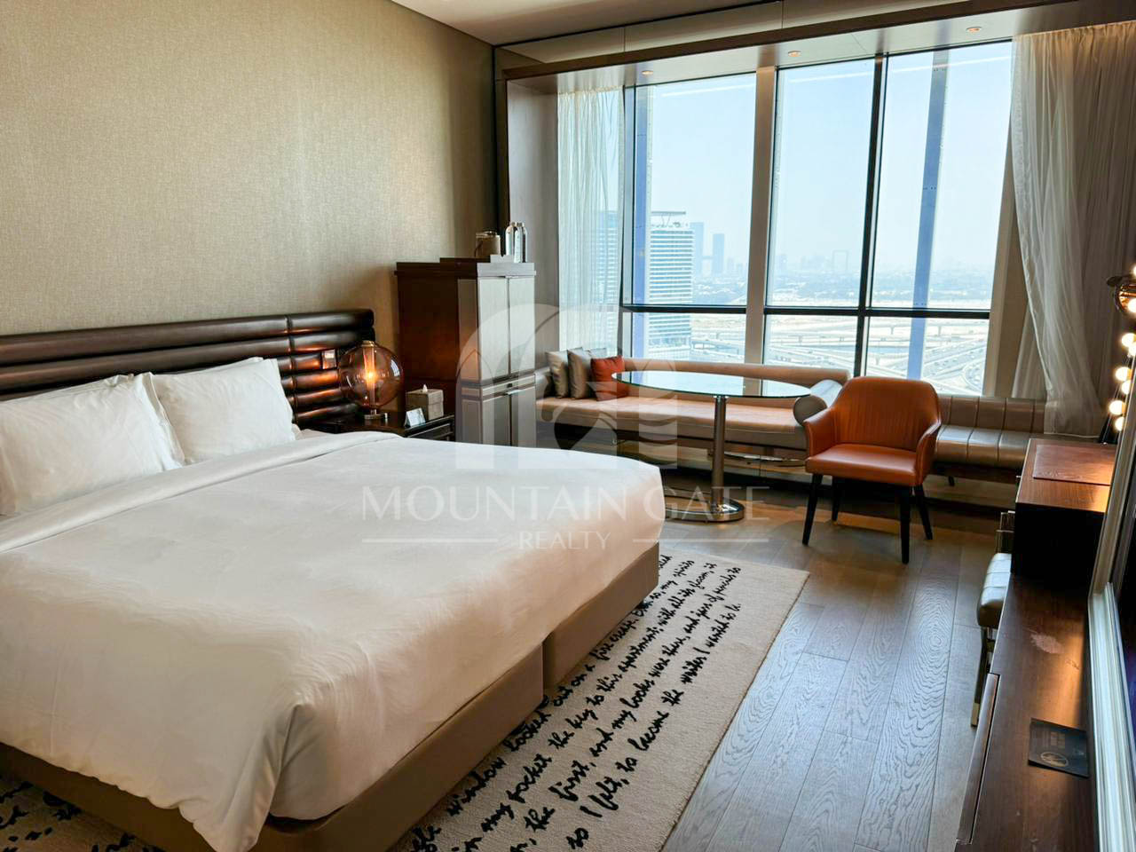 High Floor Luxury | Great Investment Business Bay Mountain Gate