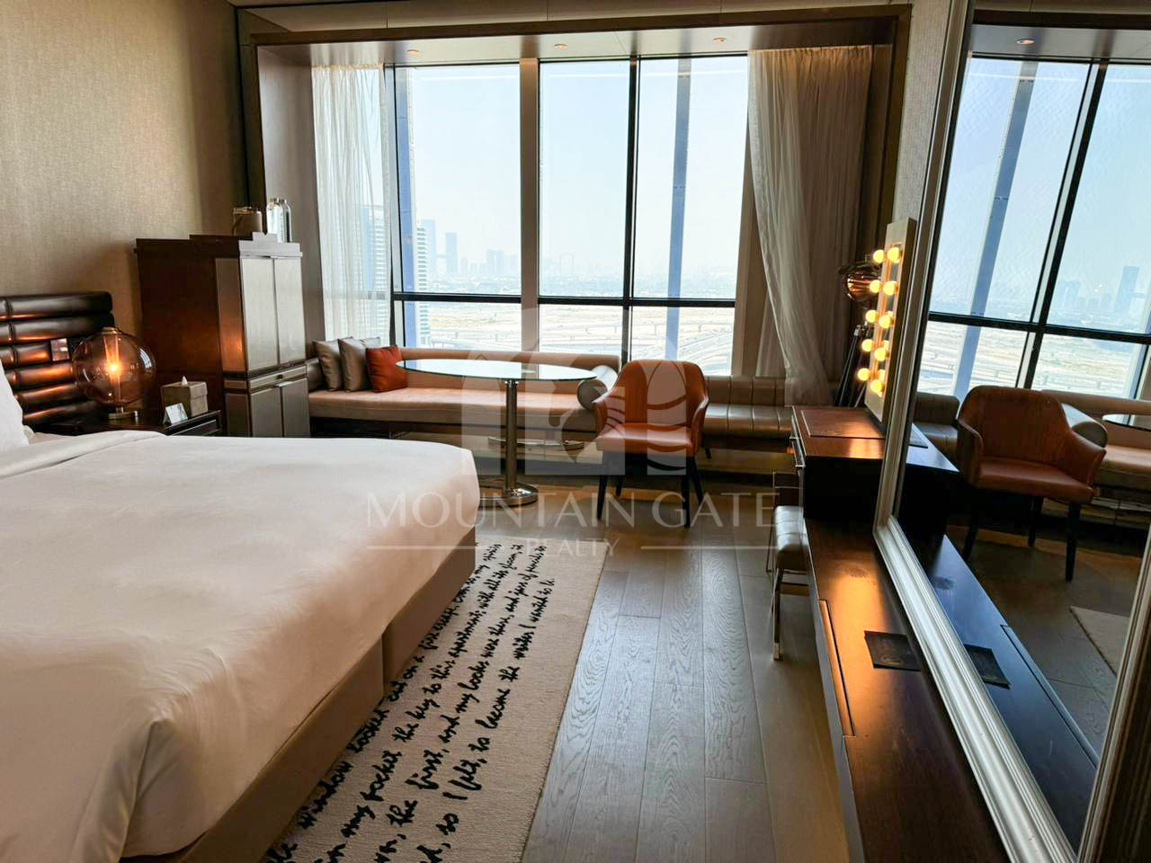 High Floor Luxury | Great Investment Business Bay Mountain Gate