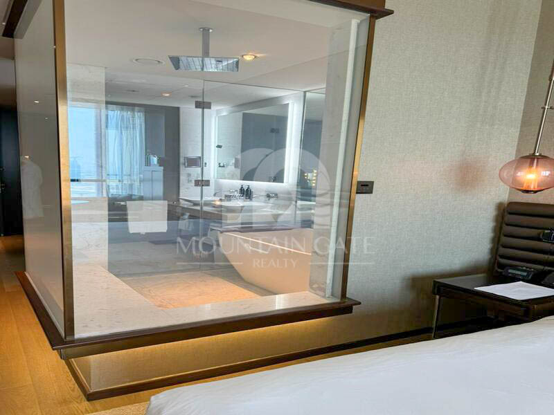 Luxury Furnished | Top Investment Business Bay Mountain Gate