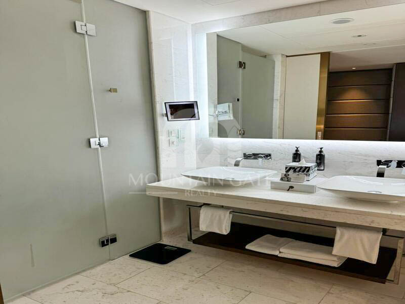 Luxury Furnished | Top Investment Business Bay Mountain Gate