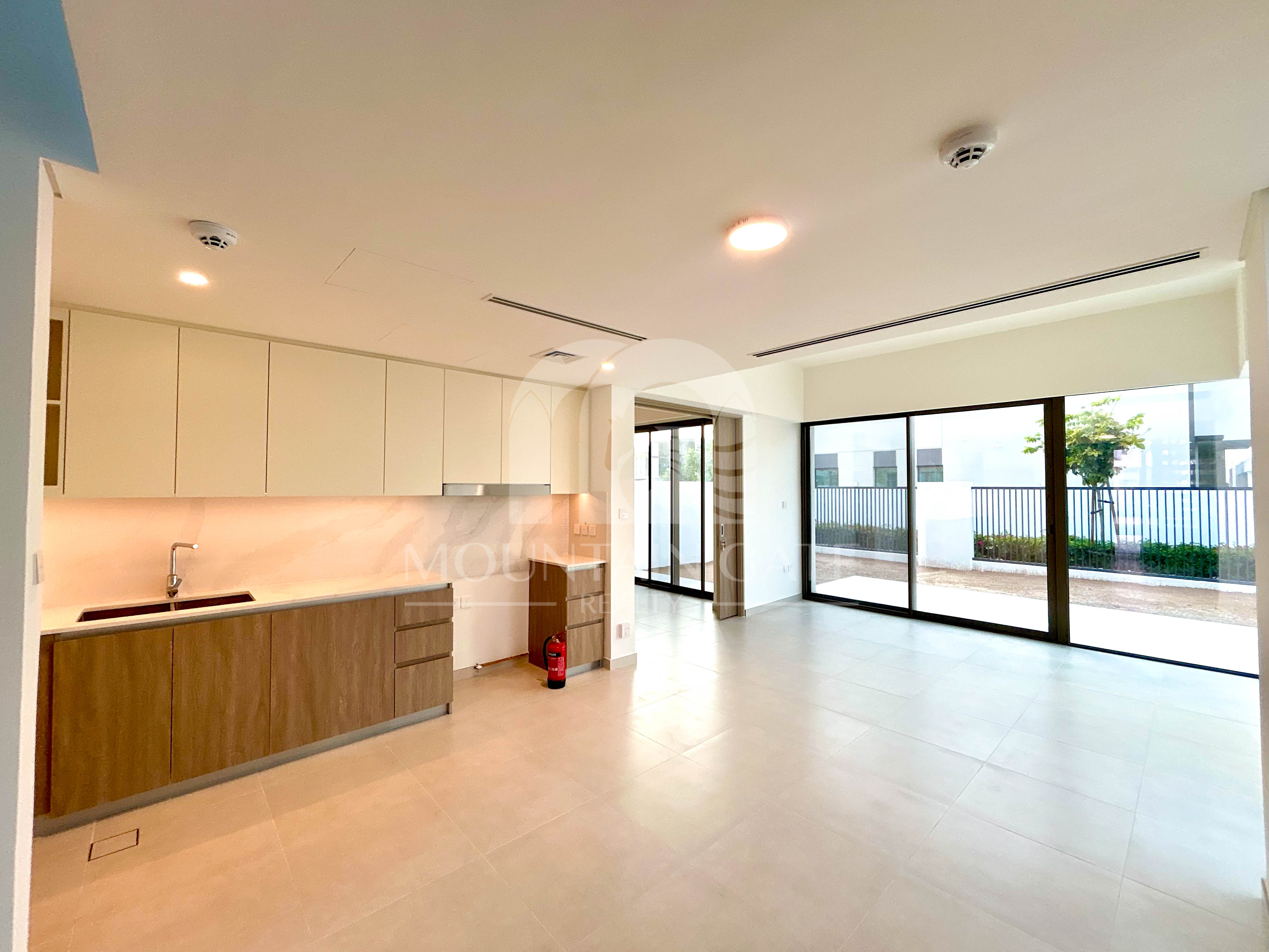 Best Price | Corner Backing Park 4BR The Valley Mountain Gate