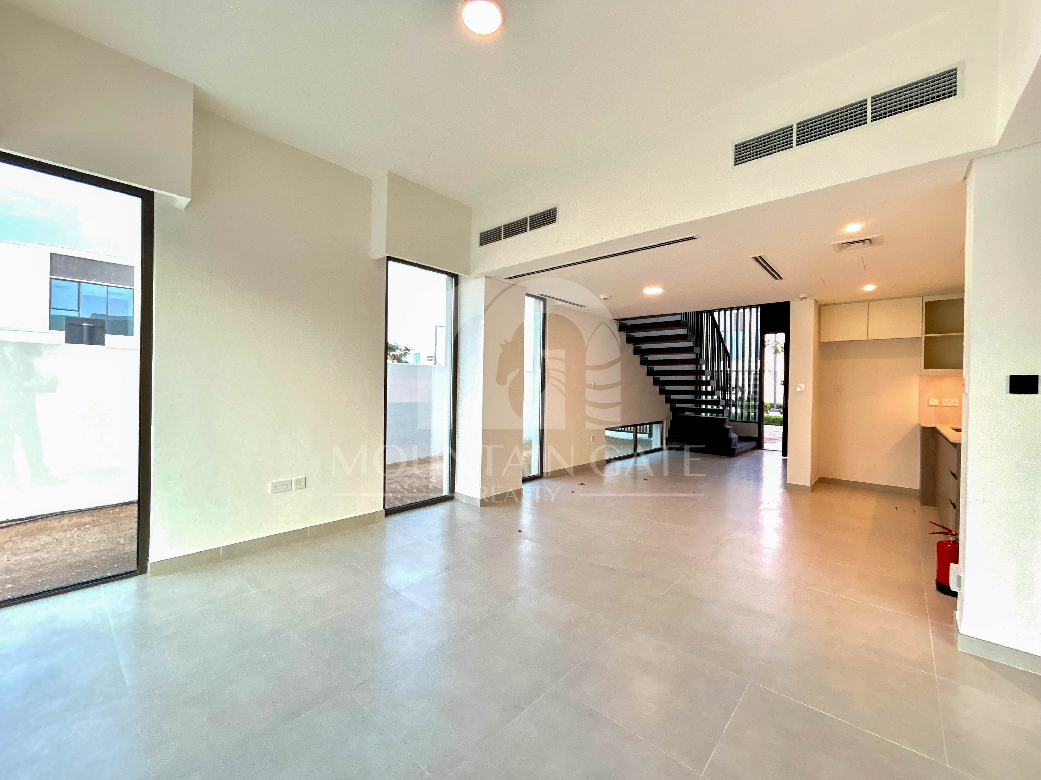 Best Price | Corner Backing Park 4BR The Valley Mountain Gate