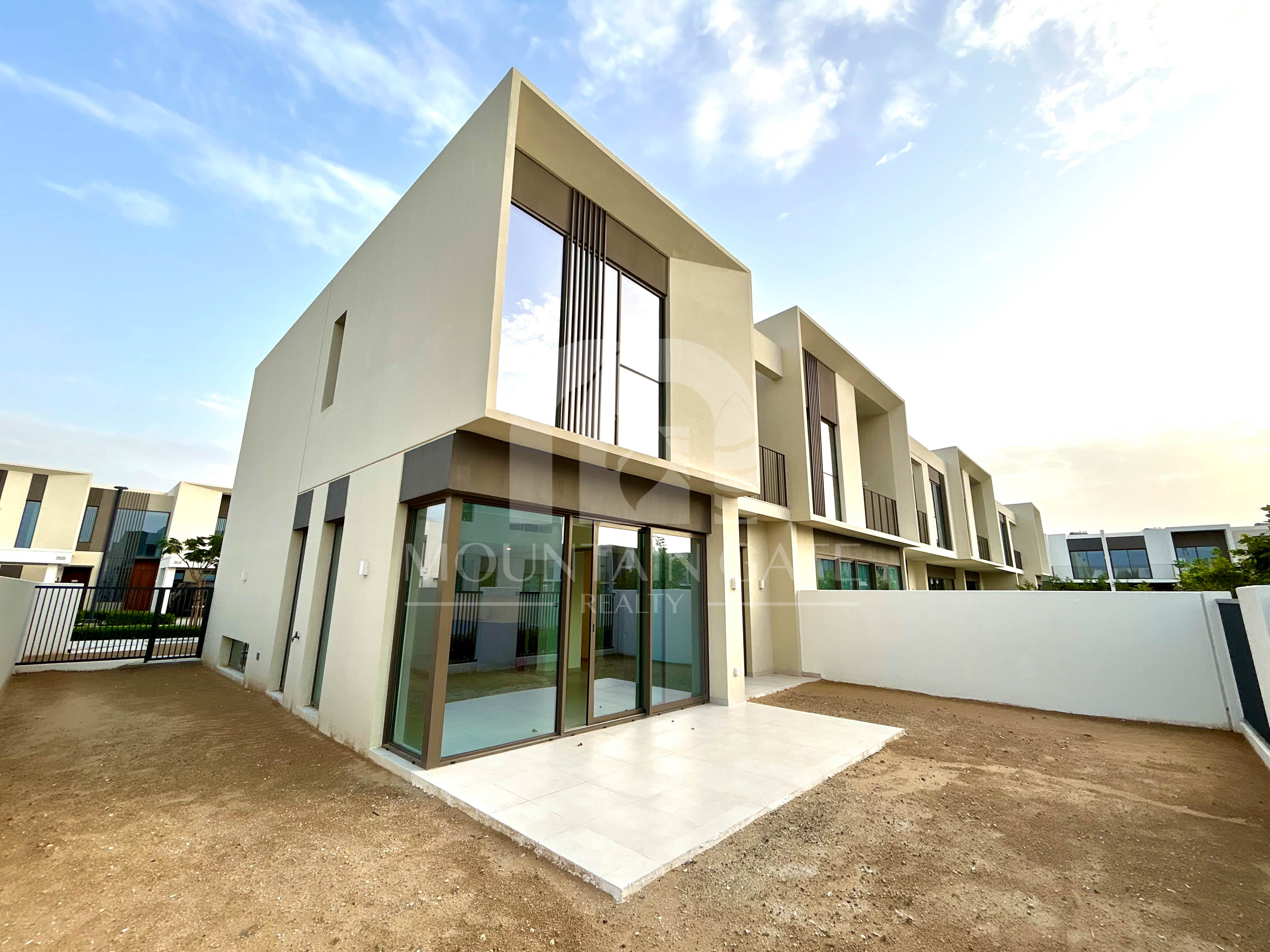 Best Price | Corner Backing Park 4BR The Valley Mountain Gate