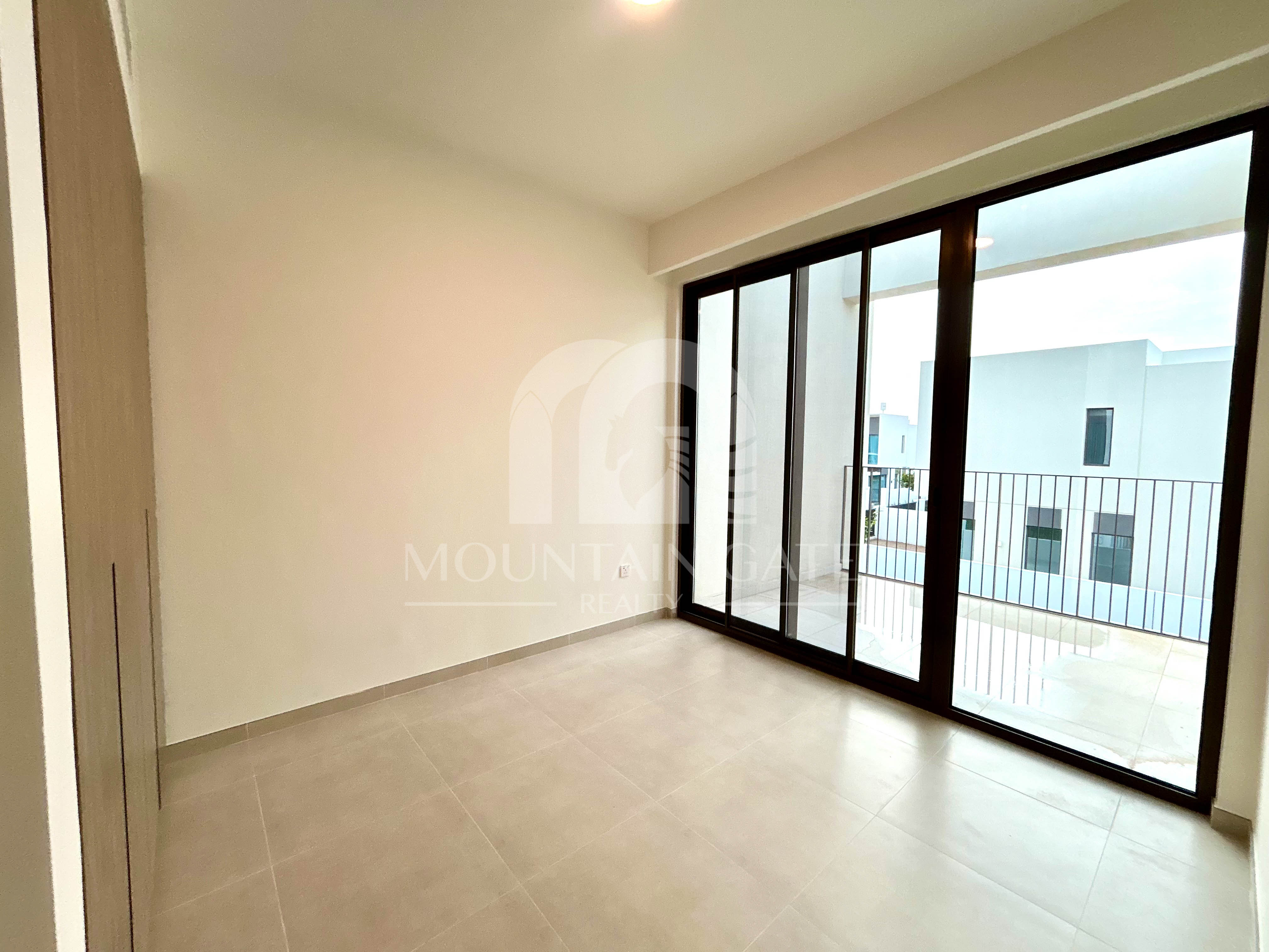 Best Price | Corner Backing Park 4BR The Valley Mountain Gate