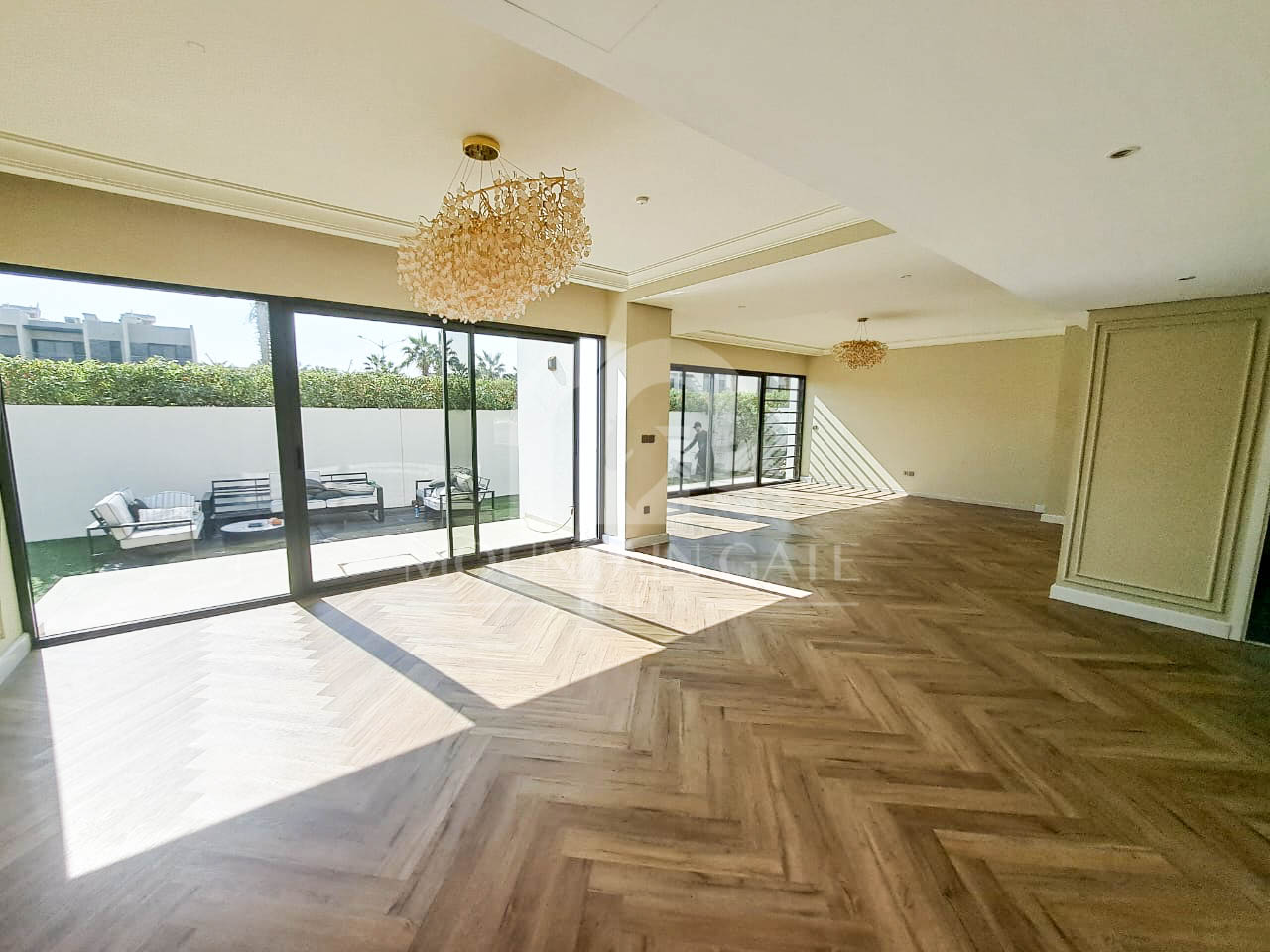 V3 - Luxury fully upgraded - Vacant - Single row 6BR Damac Hills 2 Mountain Gate