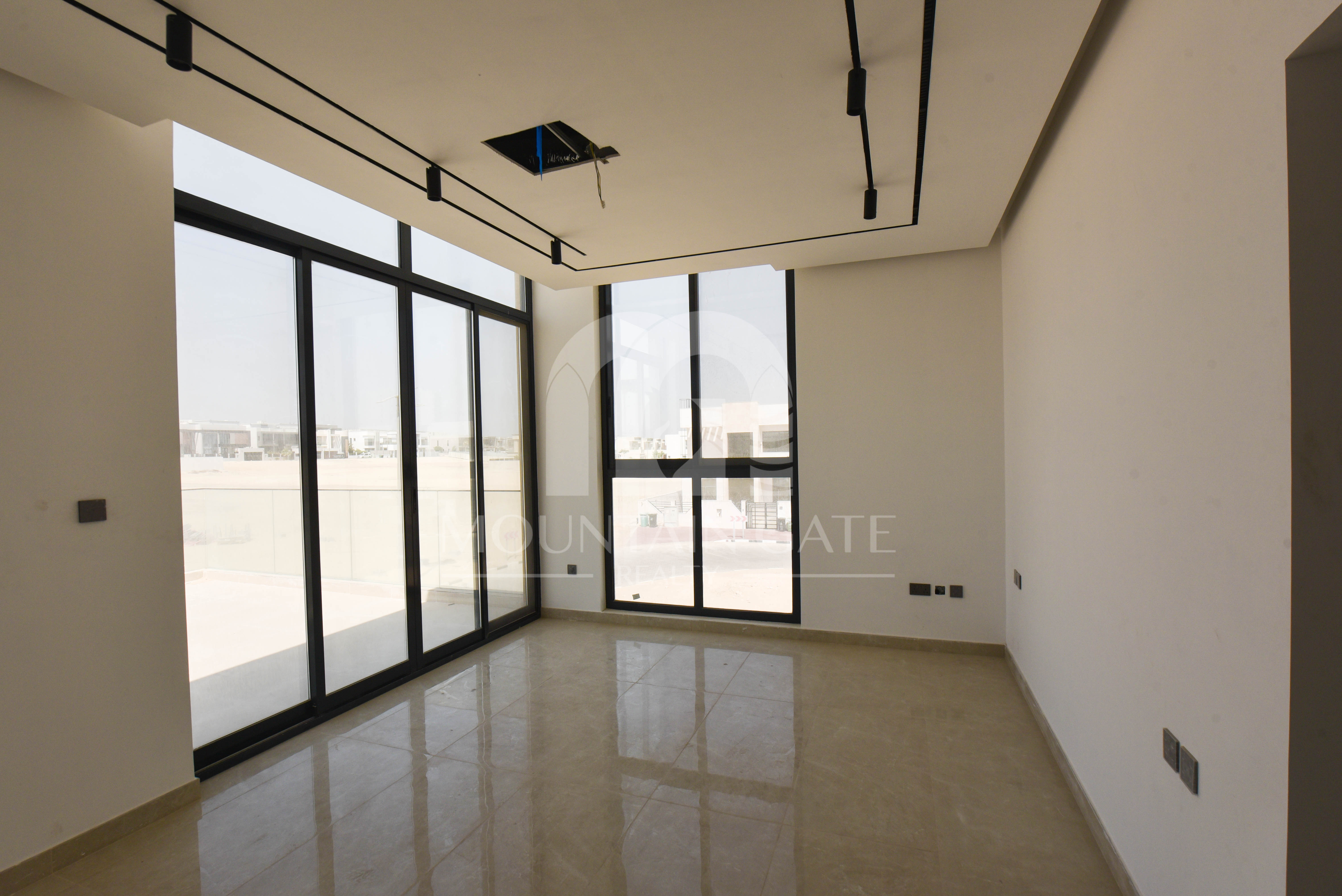 Luxury Smart Home | Corner Villa w/ Private Pool 6BR Al Furjan Mountain Gate