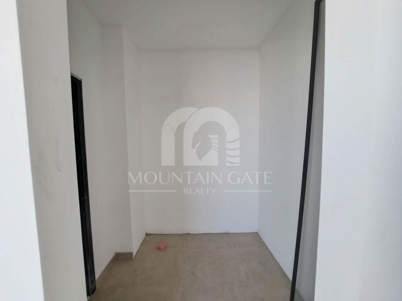 Luxury Smart Home | Corner Villa w/ Private Pool 6BR Al Furjan Mountain Gate
