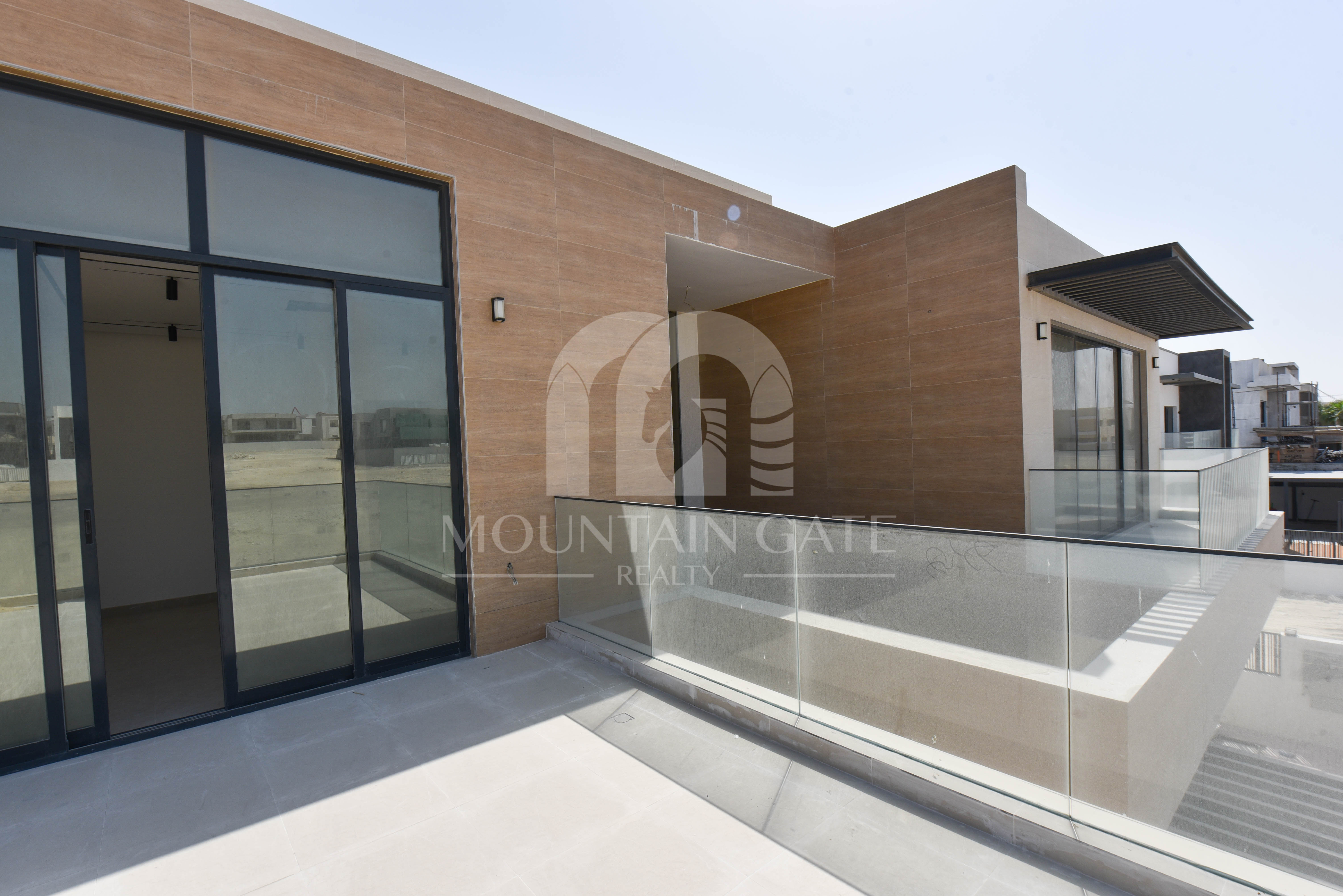 Luxury Smart Home | Corner Villa w/ Private Pool 6BR Al Furjan Mountain Gate