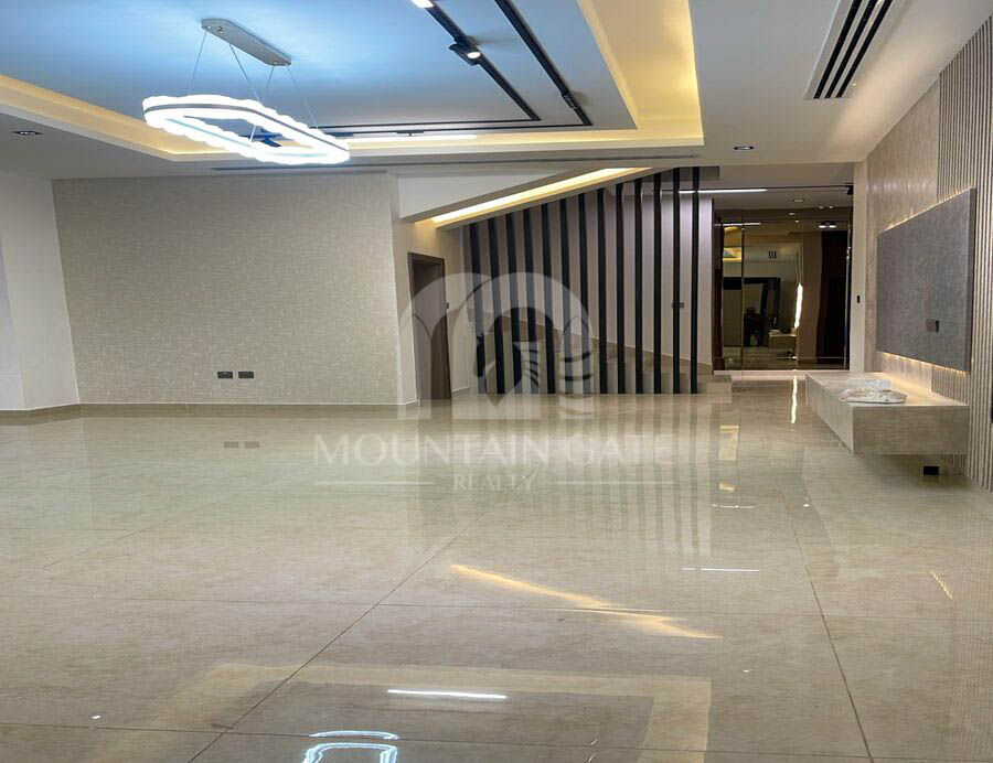 Turnkey Luxury | Brand New | Modern Elegance 5BR Al Zahya Mountain Gate