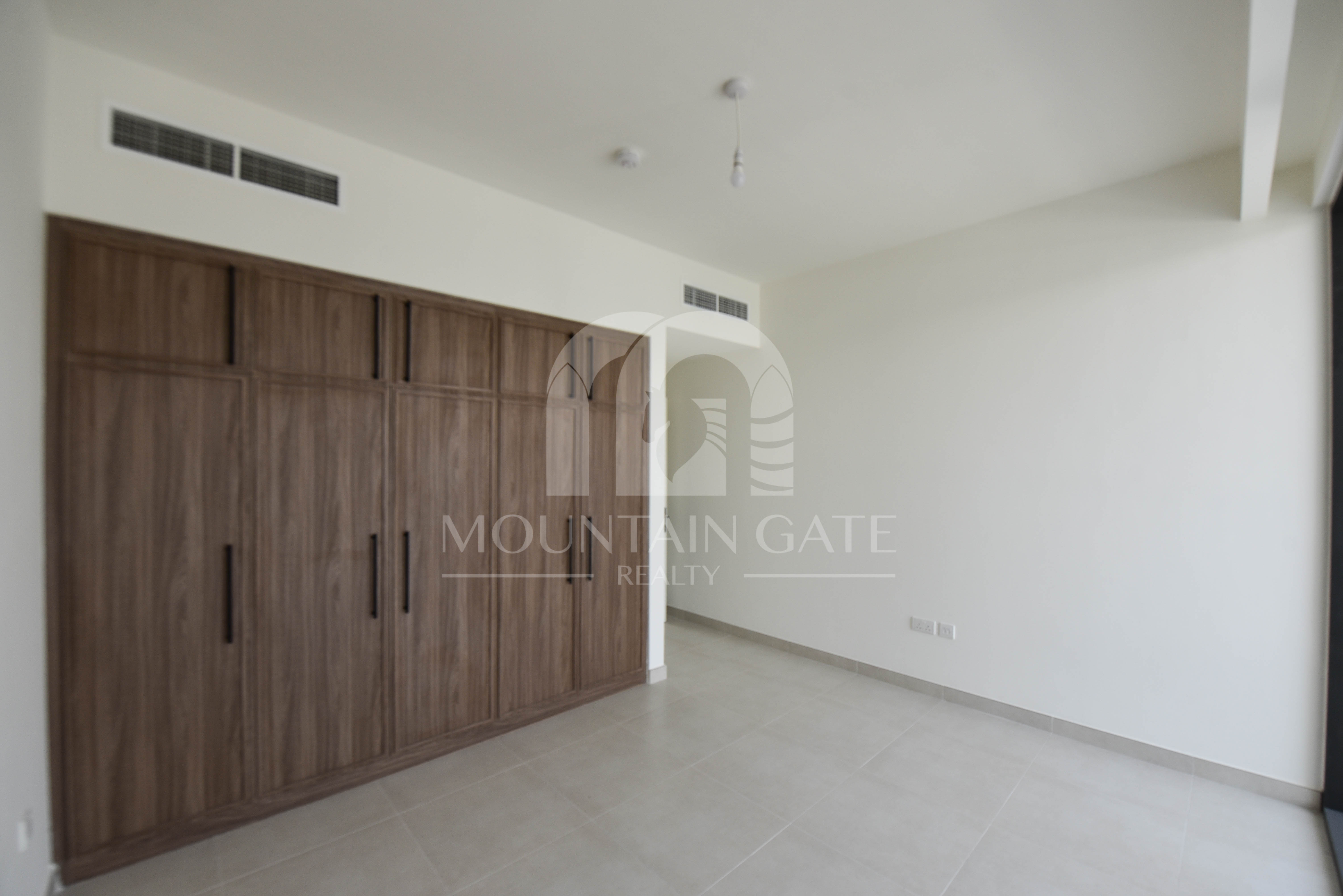 Investor Deal | Brand New | Single Row | Greenbelt 3BR Mountain Gate