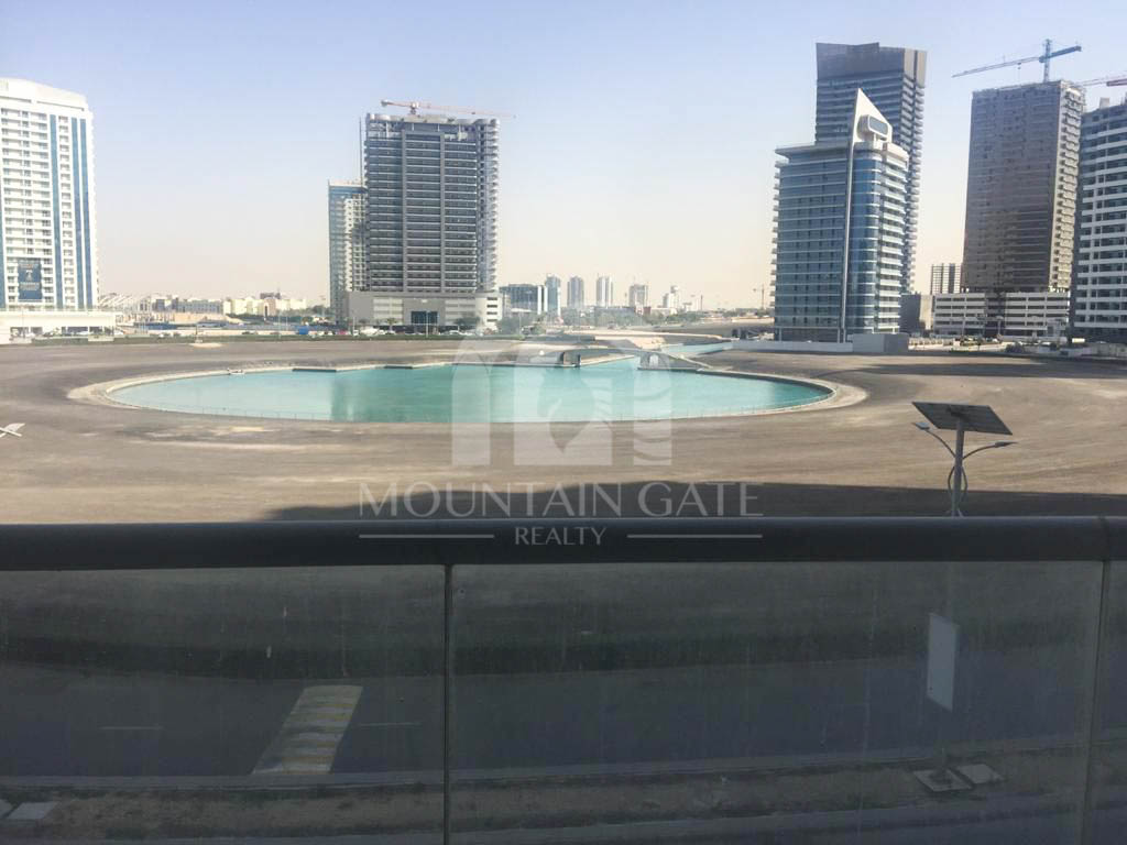 Vacant | Unique Layout | High Floor | Canal View 1BR Dubai Sports City Mountain Gate