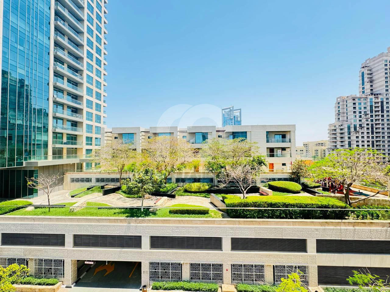 Spacious Unit | Vacant | Stunning Golf & Pool View 2BR The Views Mountain Gate