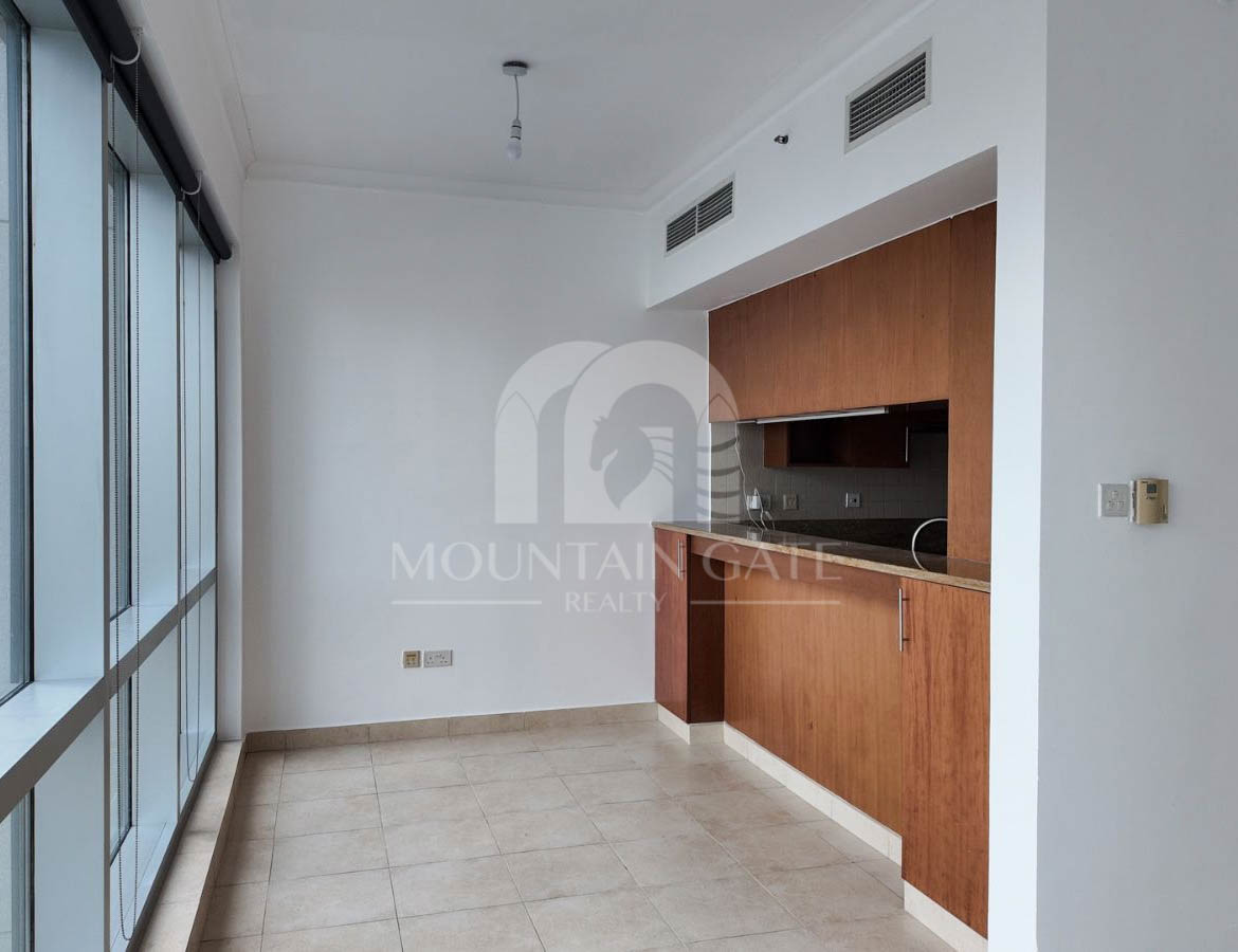 Spacious Unit | Vacant | Stunning Golf & Pool View 2BR The Views Mountain Gate