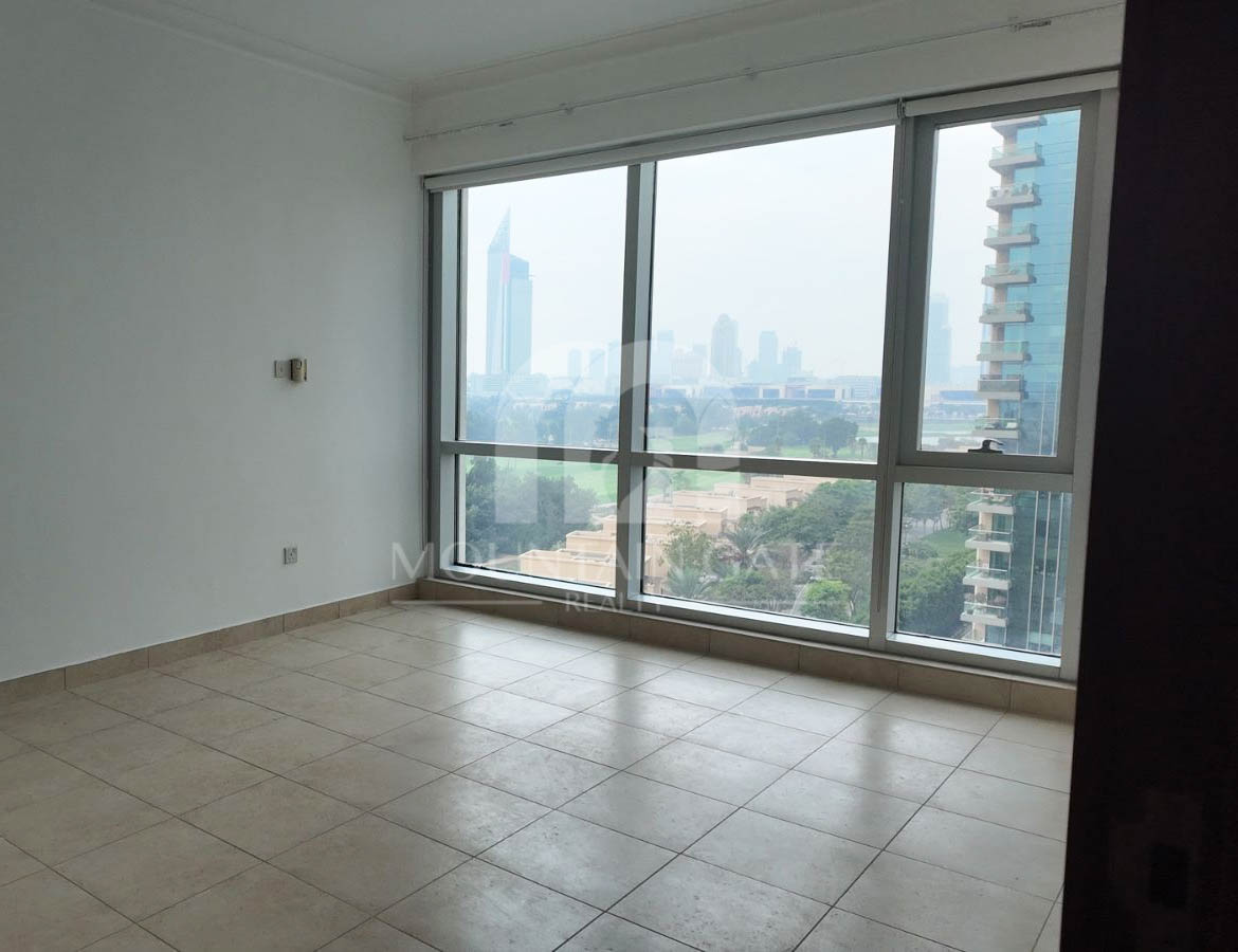 Spacious Unit | Vacant | Stunning Golf & Pool View 2BR The Views Mountain Gate