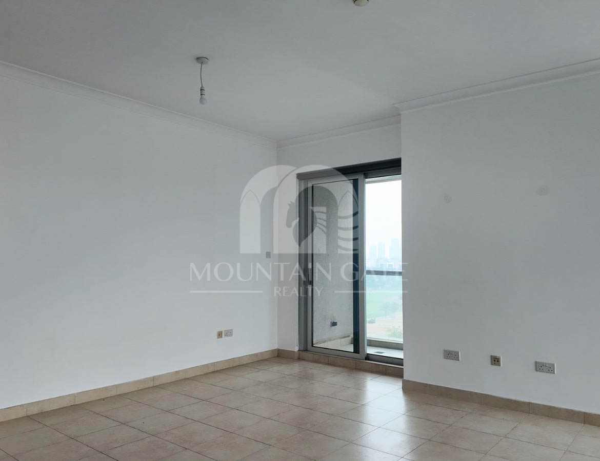 Spacious Unit | Vacant | Stunning Golf & Pool View 2BR The Views Mountain Gate