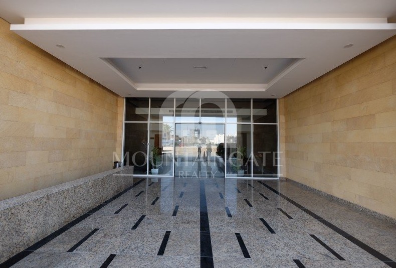 Vacant unit | Furnished | Upgraded Jumeirah Village Circle Mountain Gate