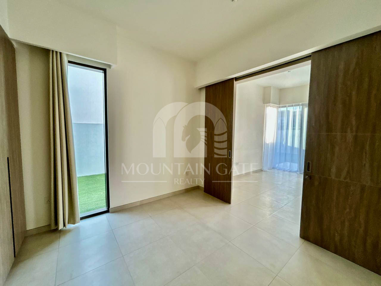 Landscaped | Single Row | Pleasant 4BR The Valley Mountain Gate