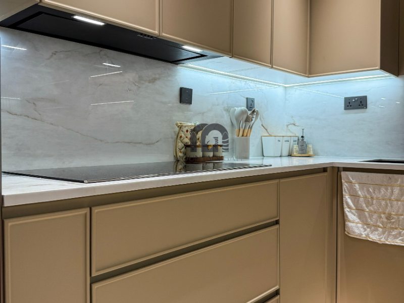 Luxurious renovated apartment | Furnished | Vacant 2BR Muwaileh Commercial Mountain Gate