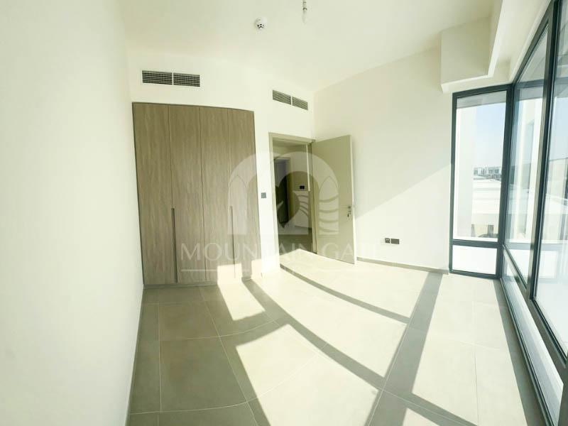 Green Belt View | Middle Kitchen | Move-In Ready 3BR The Valley Mountain Gate